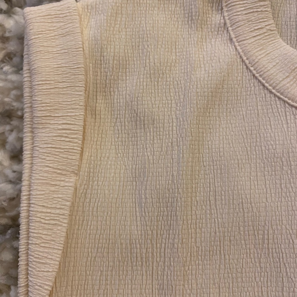 Club Monaco Female top XS size.